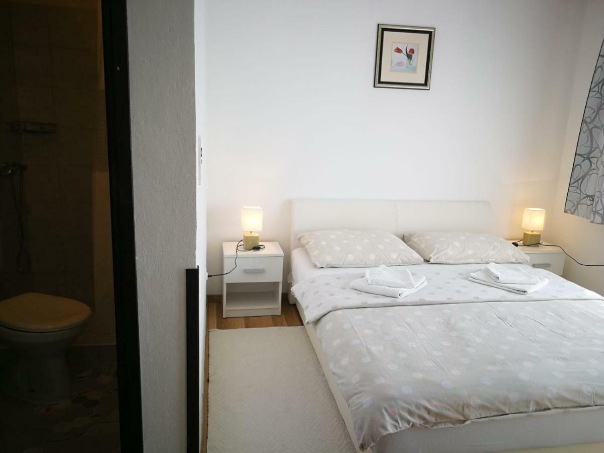 Apartman Marija Brajdic Rakovica Bagian luar foto