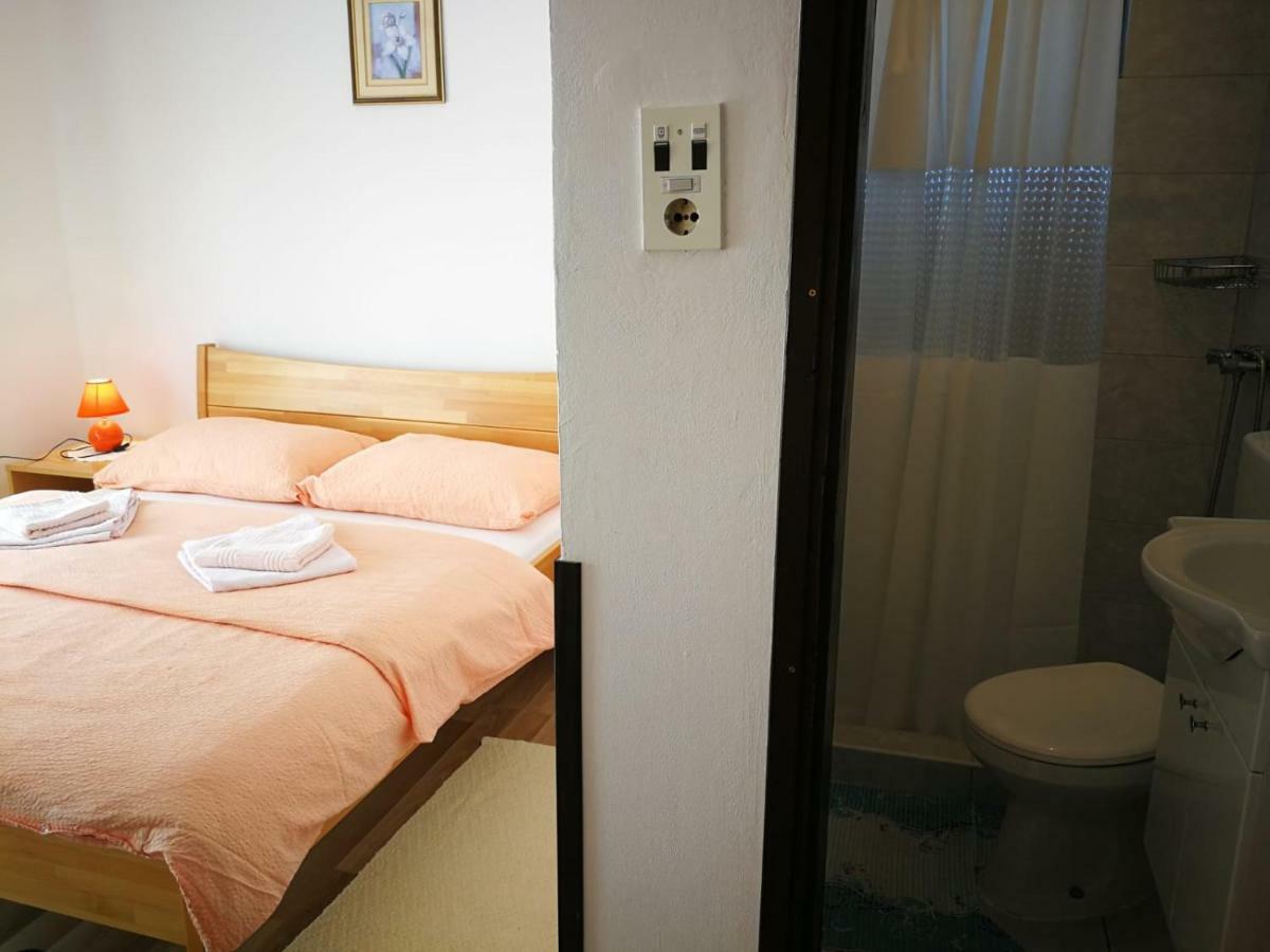 Apartman Marija Brajdic Rakovica Bagian luar foto